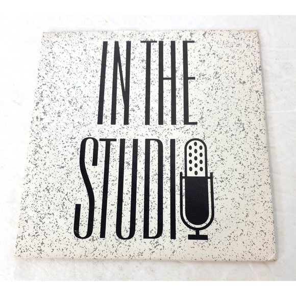 In The Studio , The Dark Side Of the Moon  by Pink Floyd CD, August 8, 1988 - Picture 4 of 5